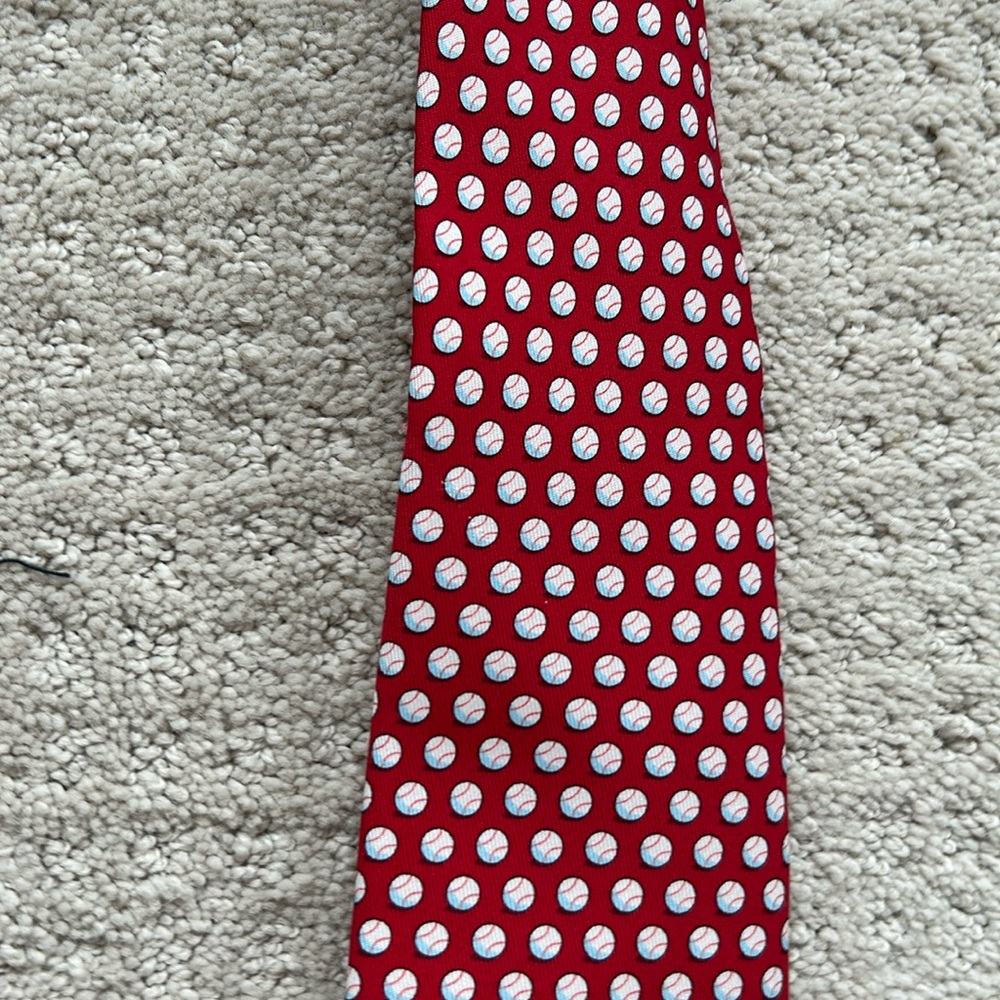 Boys Vineyard Vines Baseball tie